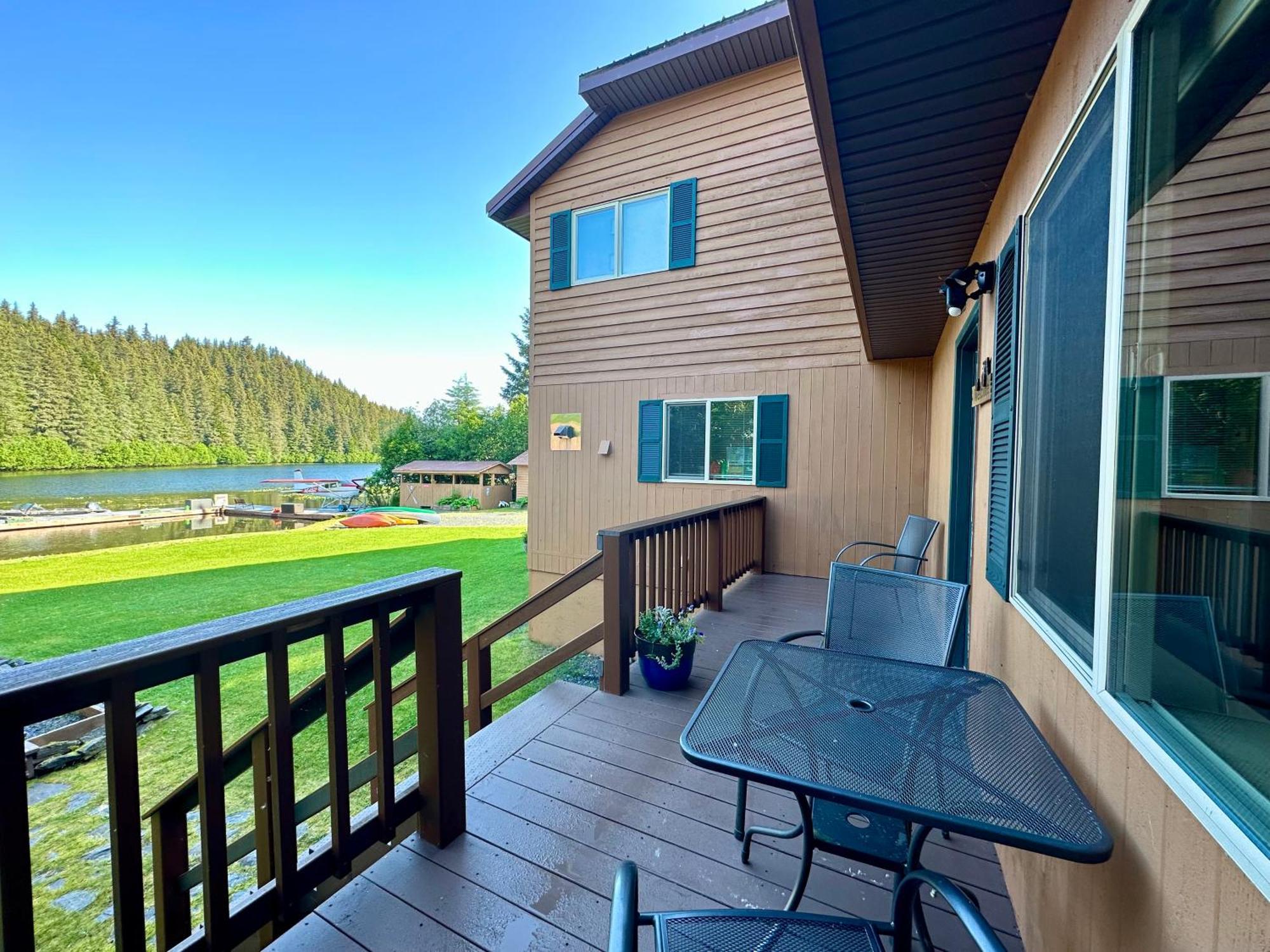 Bear Lake Lodgings B&B, Inc Сьюард Экстерьер фото