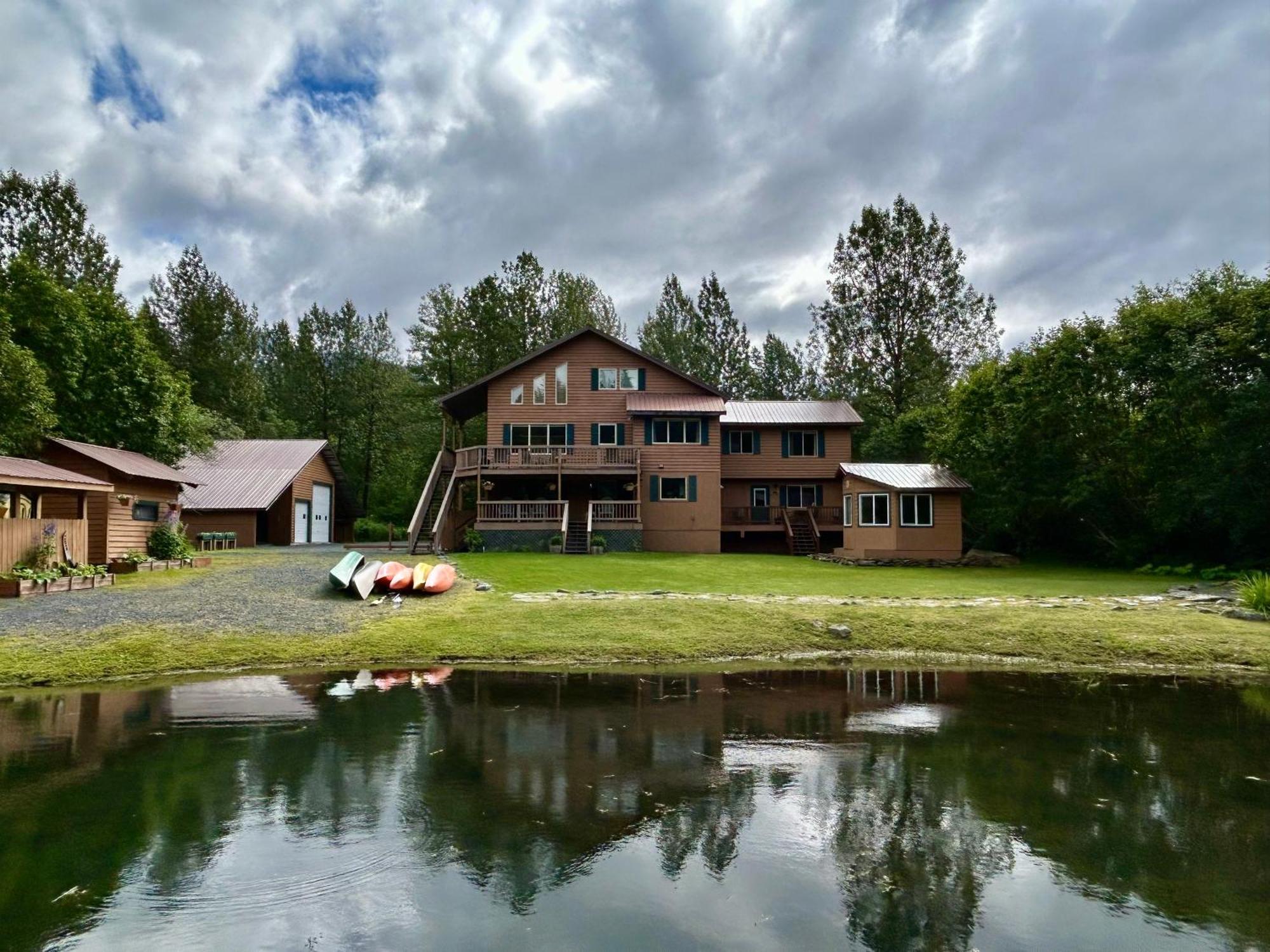 Bear Lake Lodgings B&B, Inc Сьюард Экстерьер фото