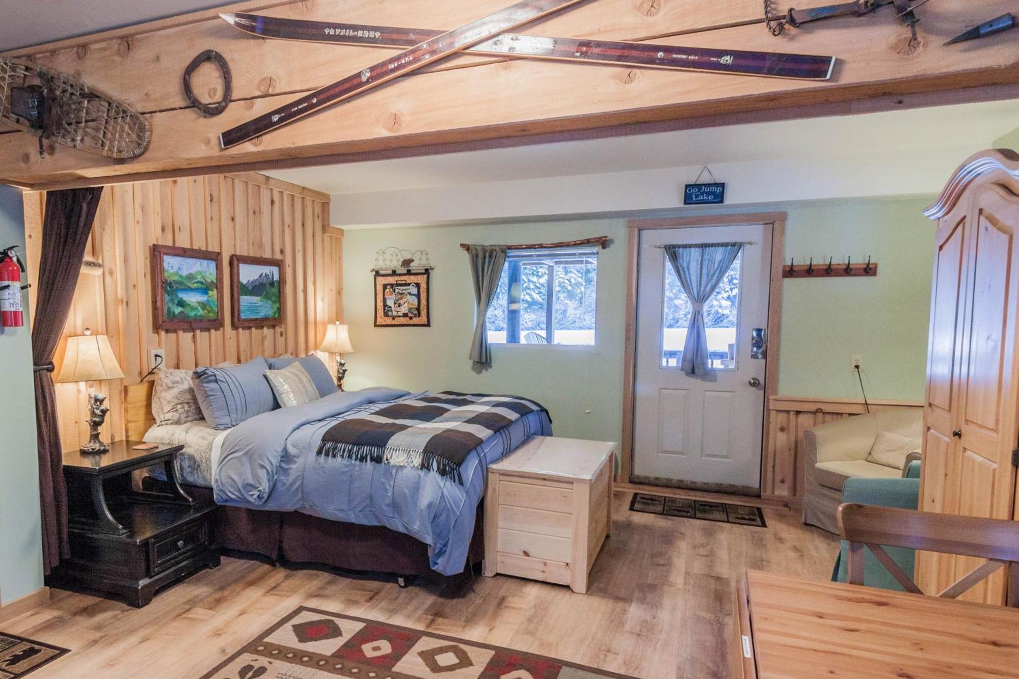 Bear Lake Lodgings B&B, Inc Сьюард Экстерьер фото