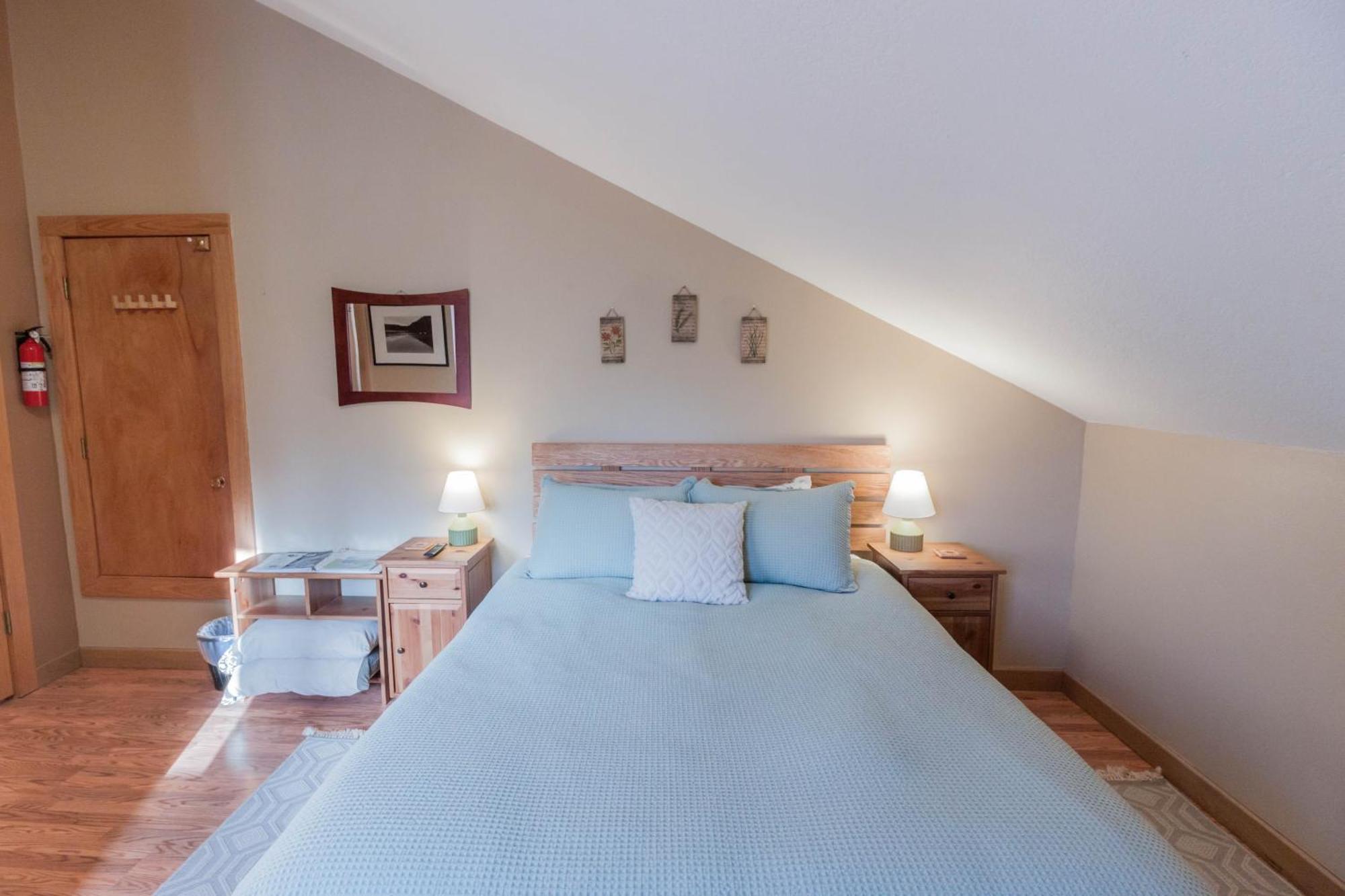 Bear Lake Lodgings B&B, Inc Сьюард Экстерьер фото