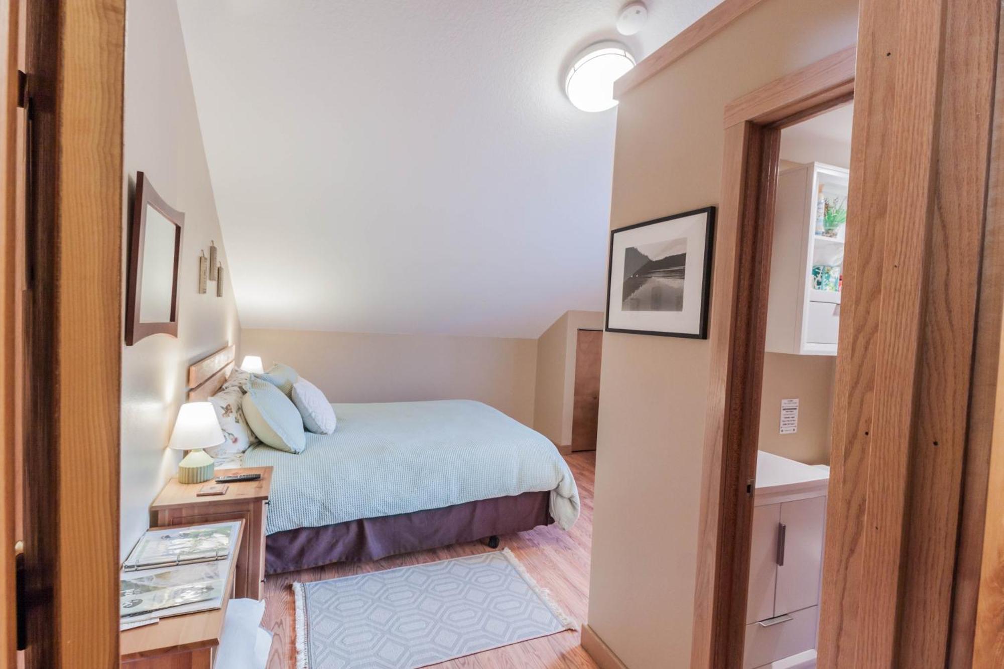 Bear Lake Lodgings B&B, Inc Сьюард Экстерьер фото