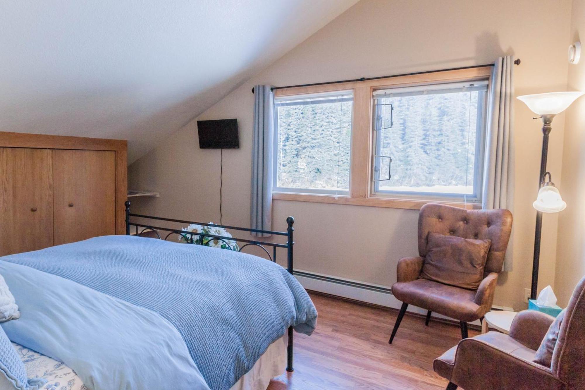 Bear Lake Lodgings B&B, Inc Сьюард Экстерьер фото